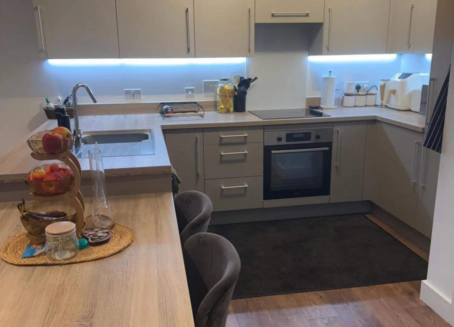 Dynamic Luxury 2 Bedroom Apartment Barking  Barking (Greater London)