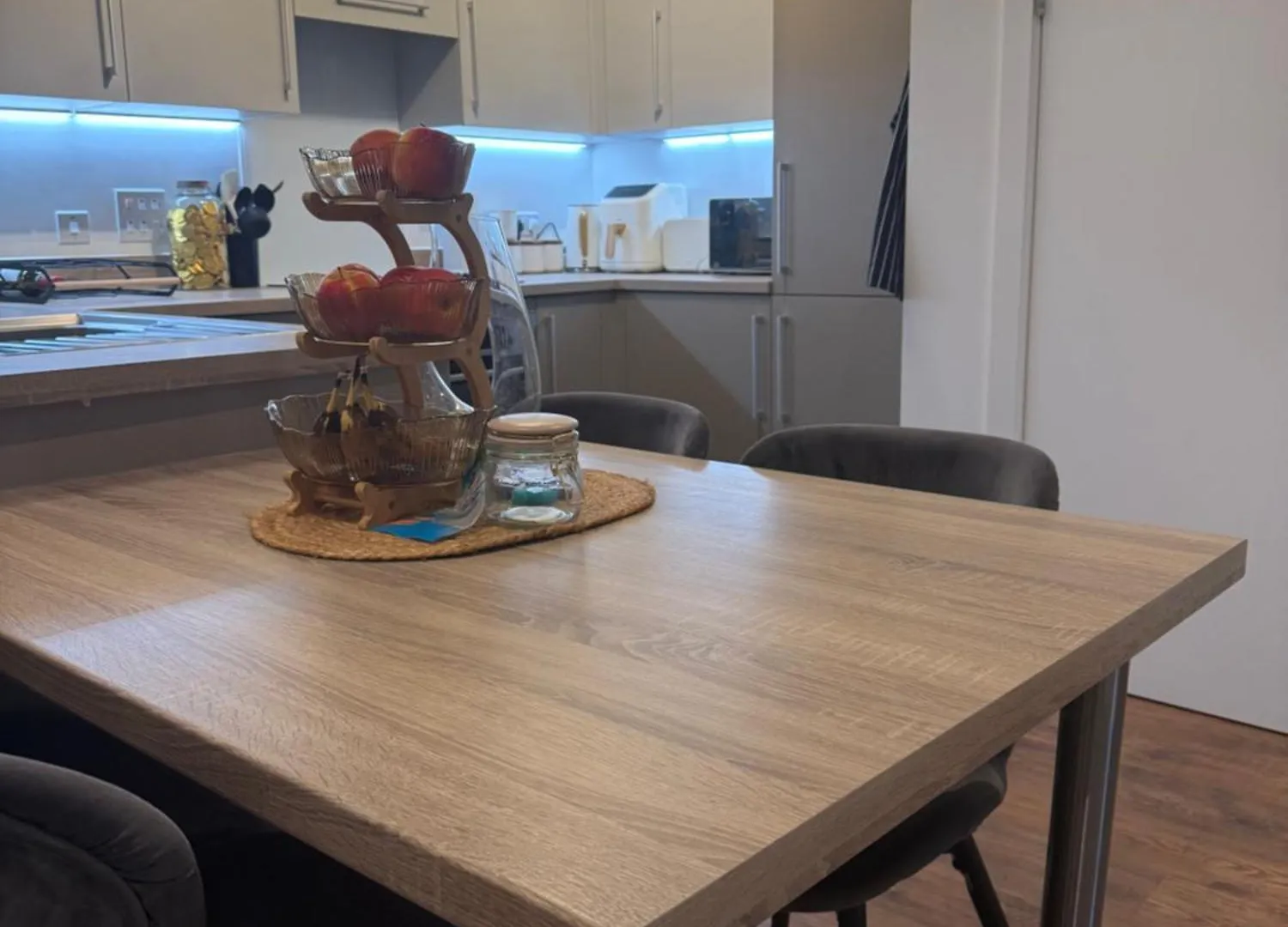 Dynamic Luxury 2 Bedroom Apartment Barking